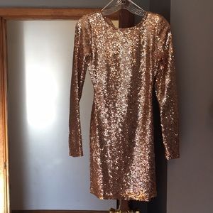 BRAND NEW M Long sleeve Sequin Open Back Dress